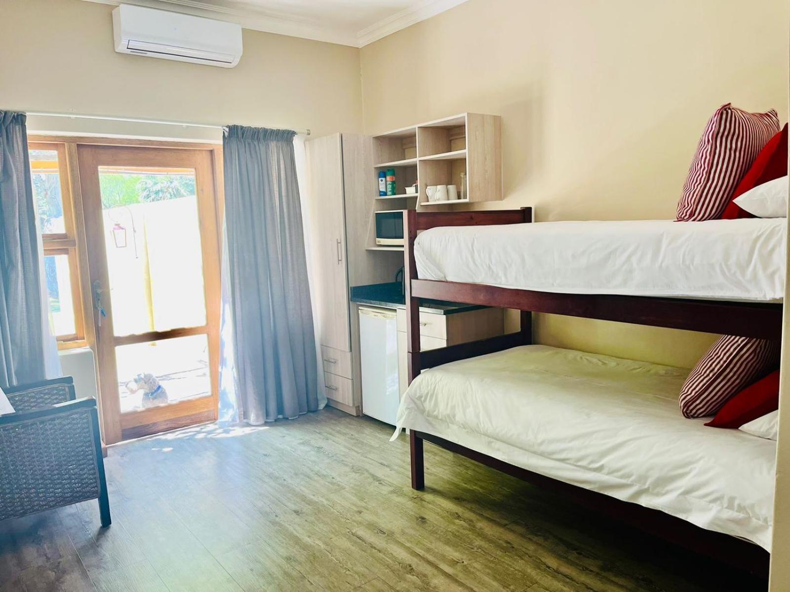 17 On Bird Guest House Beaufort West Exterior photo